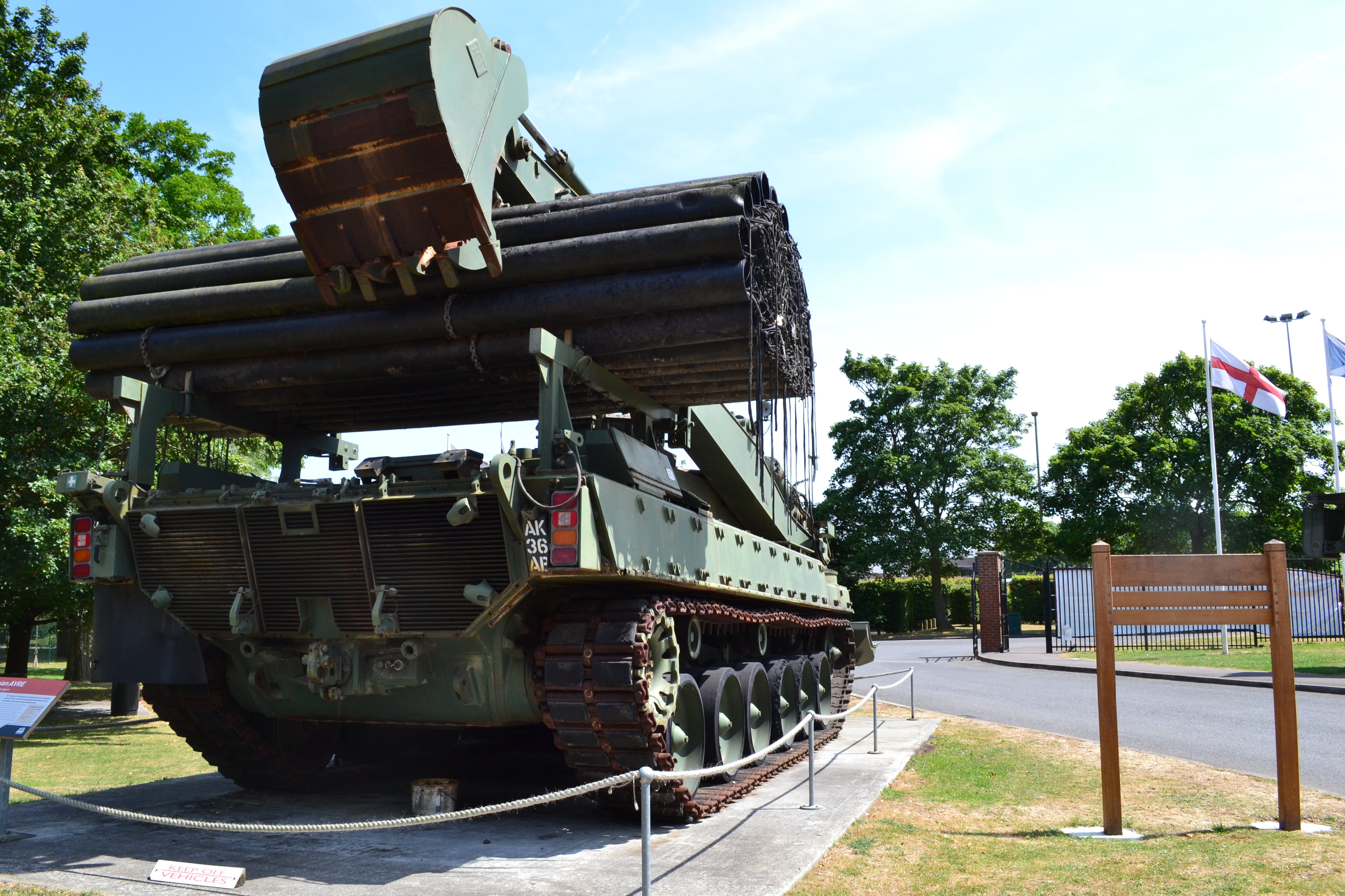 Royal Engineers Museum - Chieftan AVRE.JPG